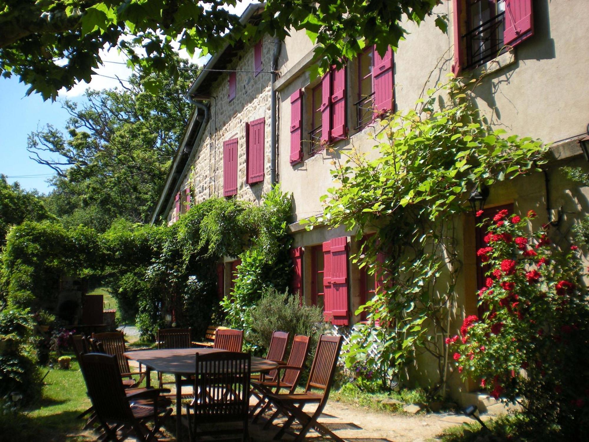 Maison D'Hotes De La Verriere Les Ardillats Luaran gambar